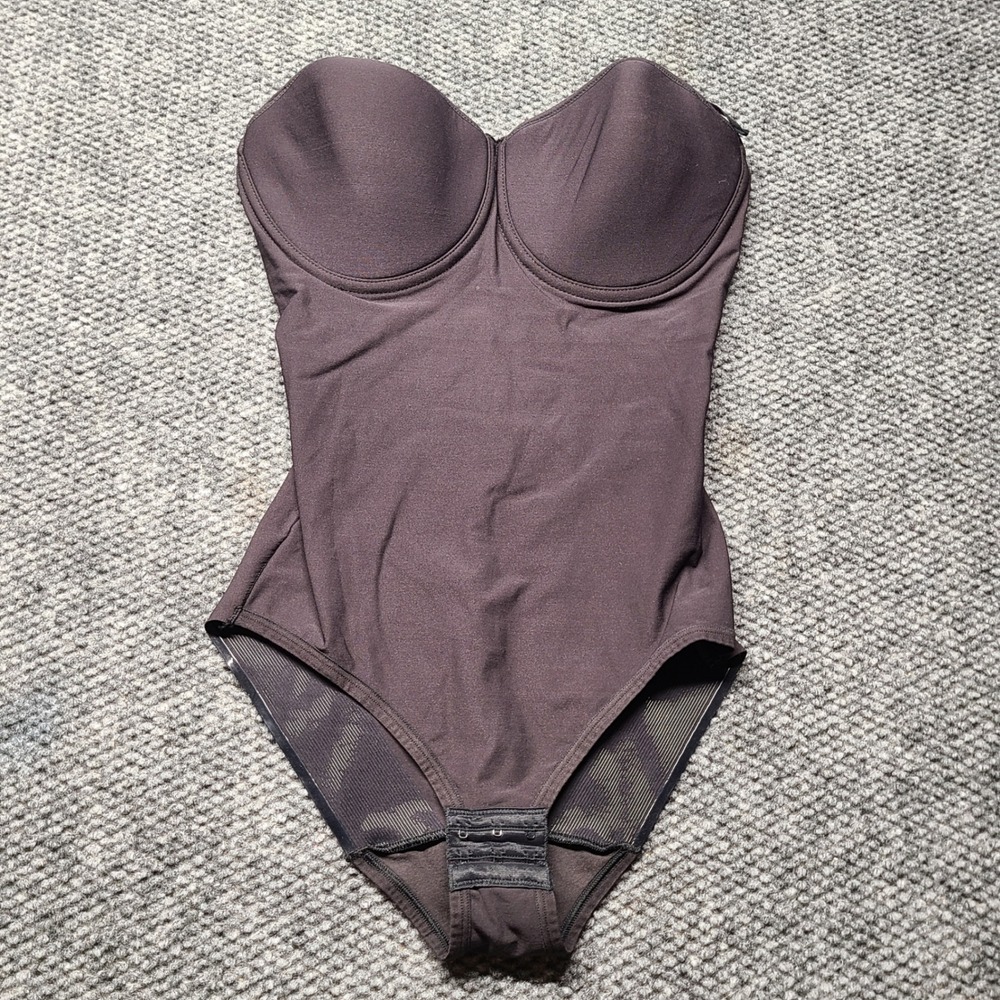 Ambrielle black Underwire Shapewear Bodysuit 36D 129-4003